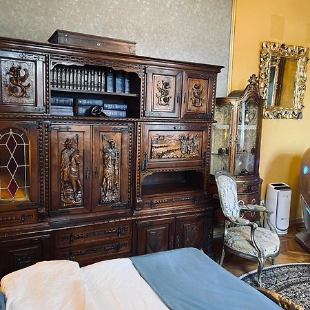 Classic Love Story In Old Cluj I Екстер'єр фото