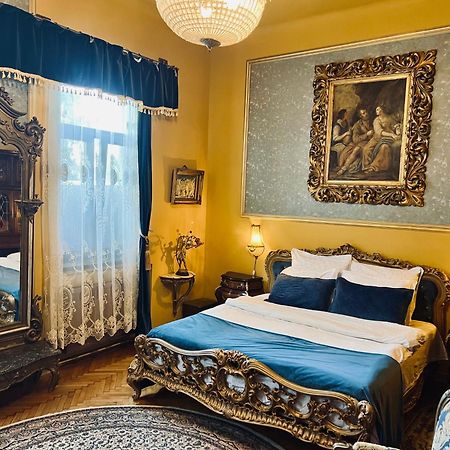 Classic Love Story In Old Cluj I Екстер'єр фото