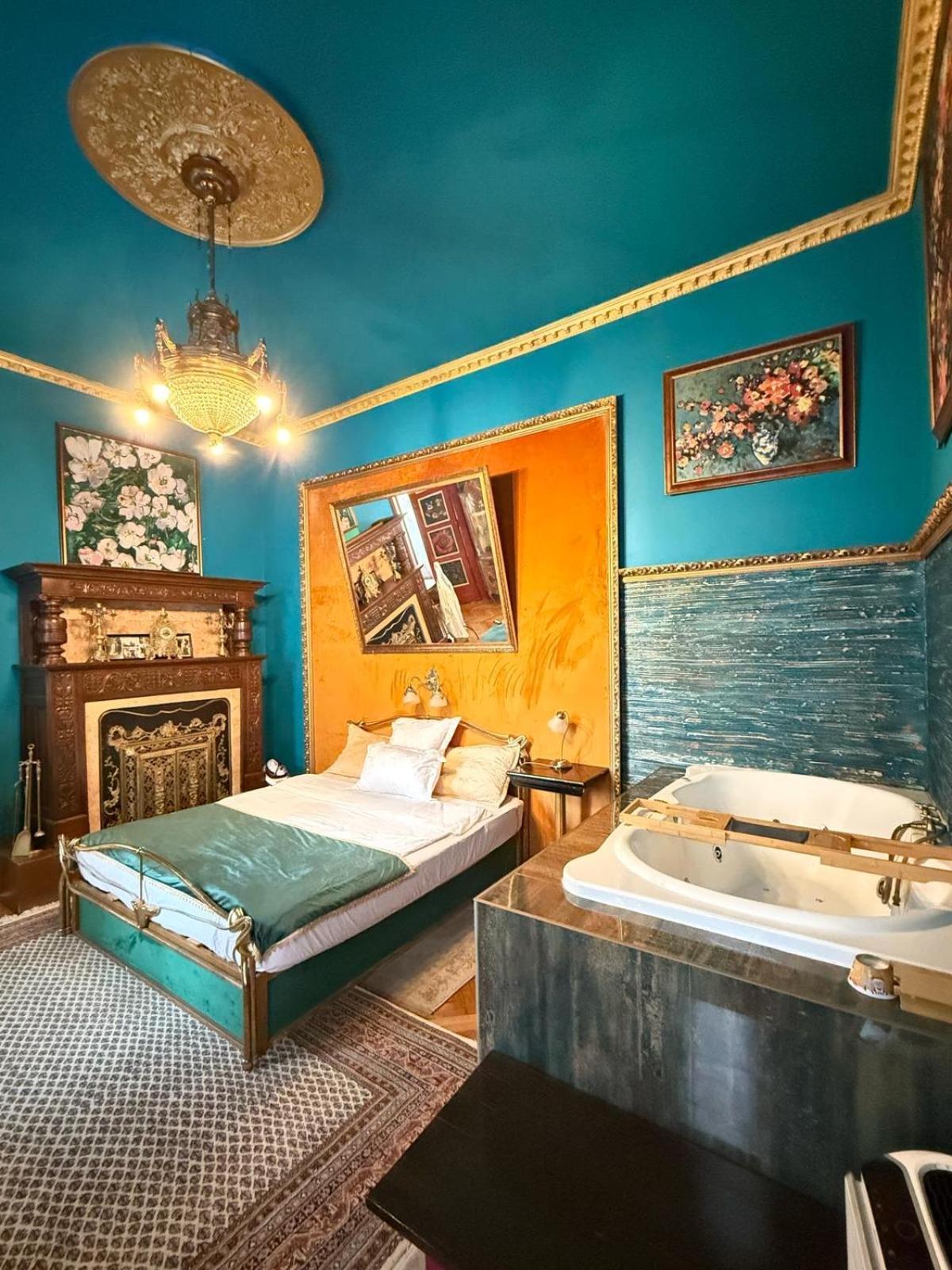 Classic Love Story In Old Cluj I Екстер'єр фото